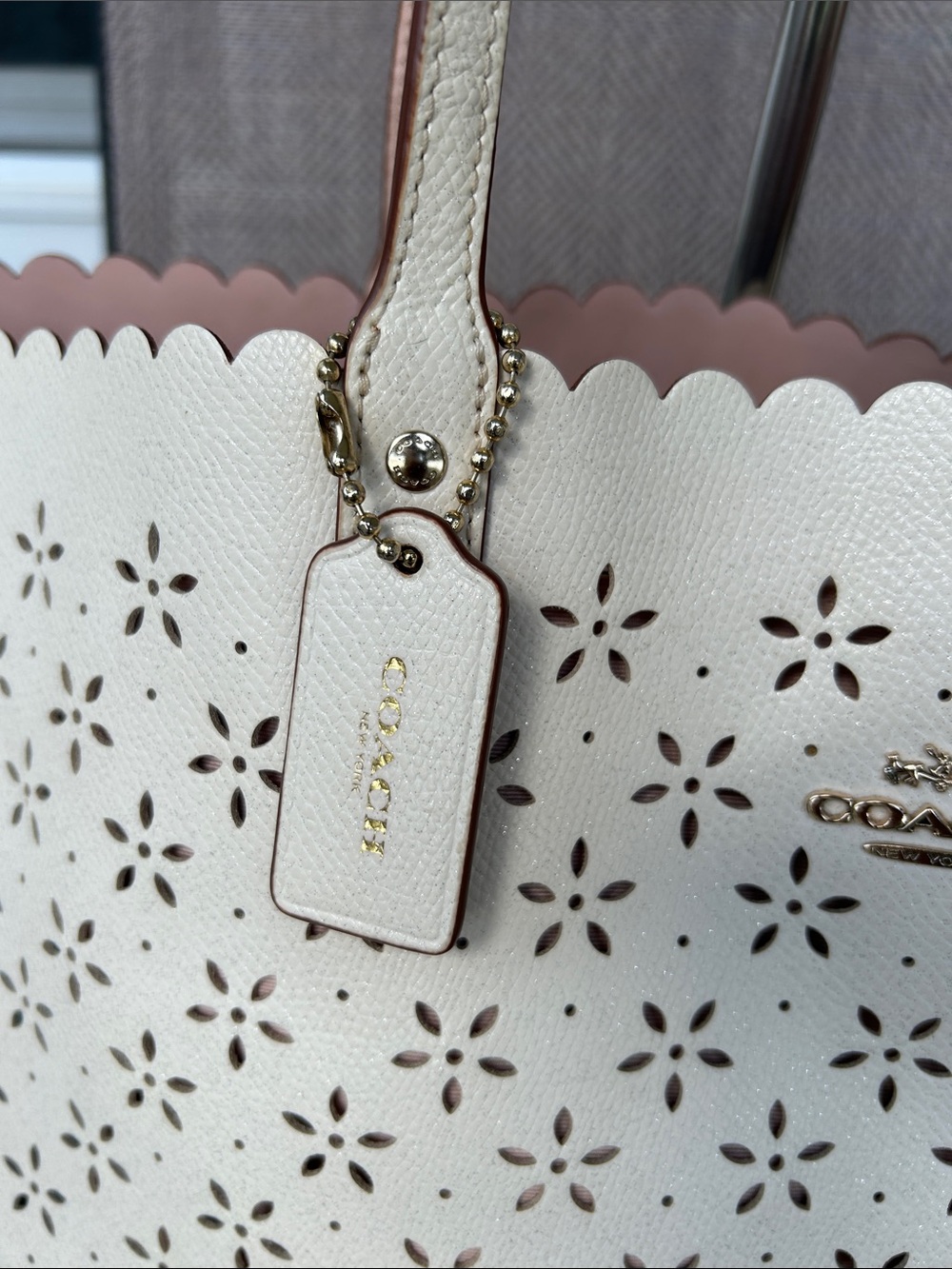 Coach Floral Laser-Cut Tote in Chalk with Blush Trim - Picture 3 of 13
